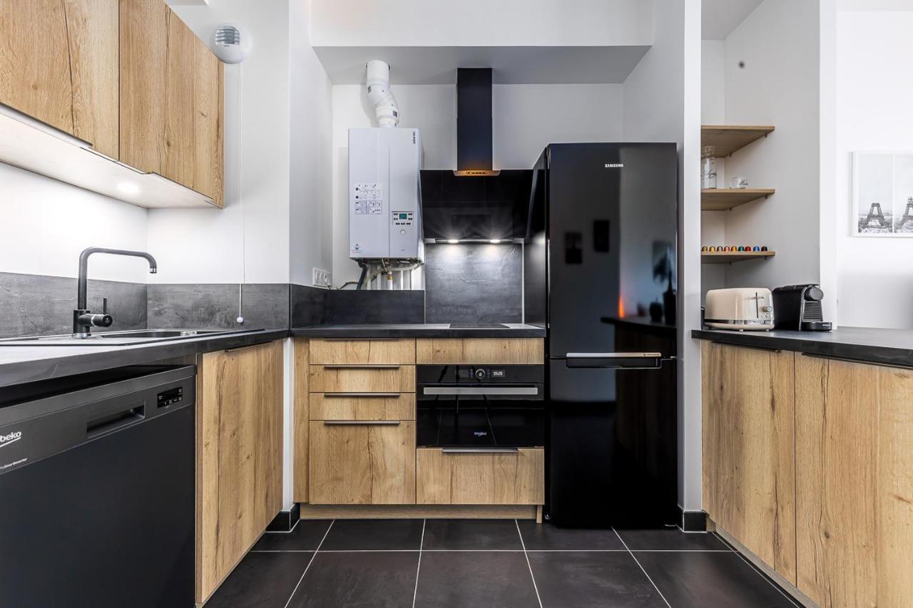 King Size Bed - Free Private Parking - Garden & Terrace - 14Min From Disneyland Ferrières-en-Brie Екстериор снимка