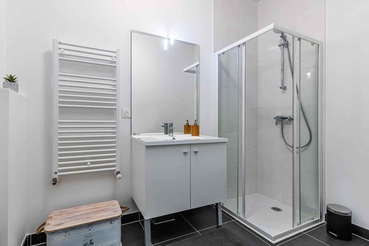 King Size Bed - Free Private Parking - Garden & Terrace - 14Min From Disneyland Ferrières-en-Brie Екстериор снимка